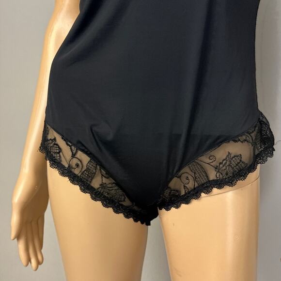 Daisy Fuentes Full Figure Teddy Plus Size 1X Bodysuit Lingerie Black Lace Red - Picture 2 of 9